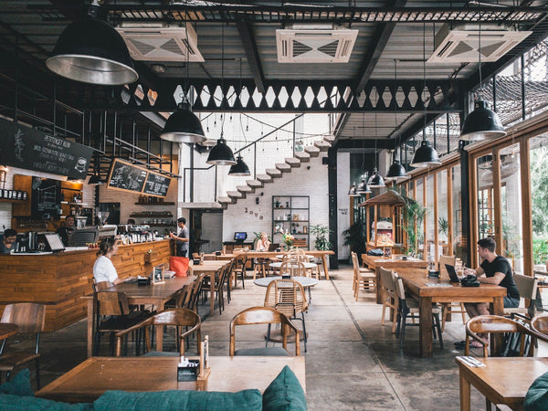 Đánh giá nhà cung cấp F&B: scorecard chất lượng–giá–giao hàng