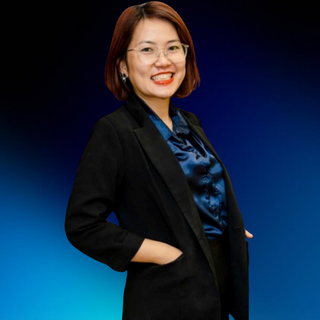 Mrs. Hồng Gấm
