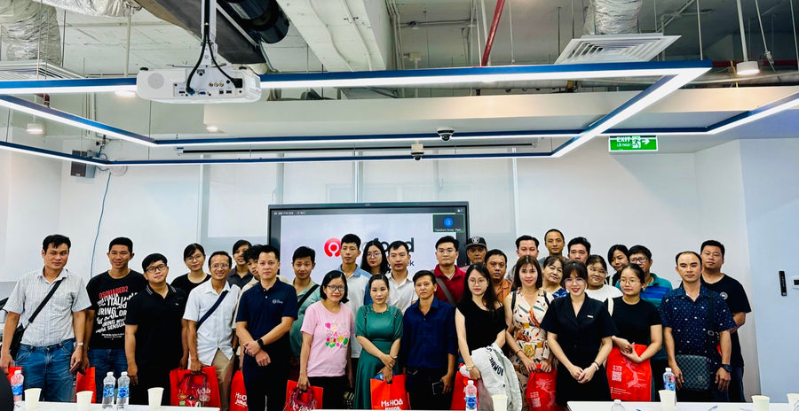 Lễ trao chứng nhận hoàn thành khoá học AAU Academy