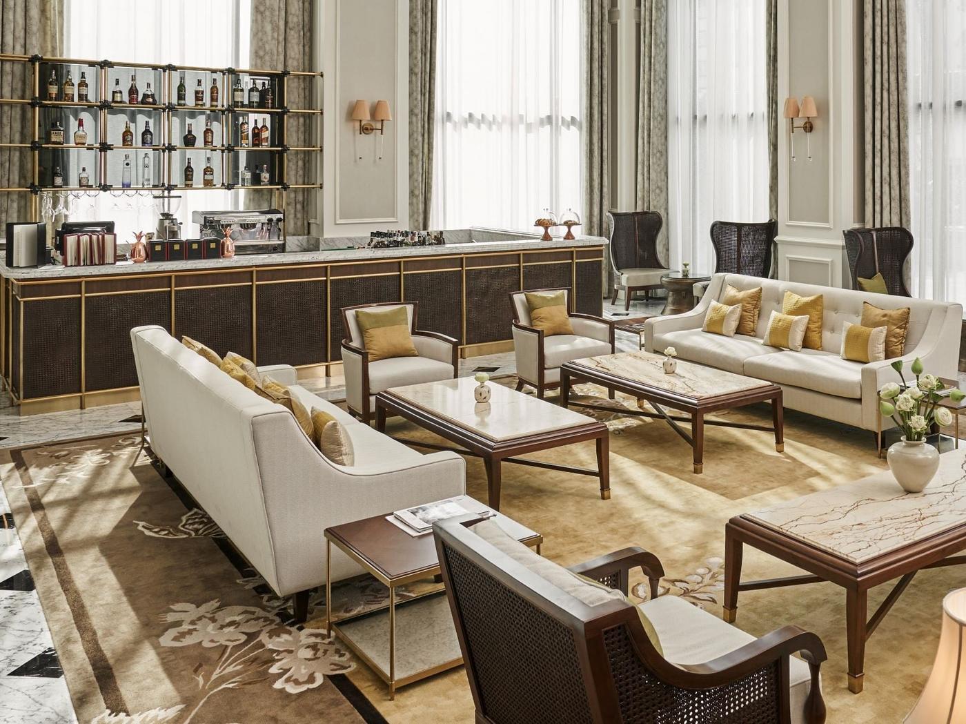 Thơm Lounge